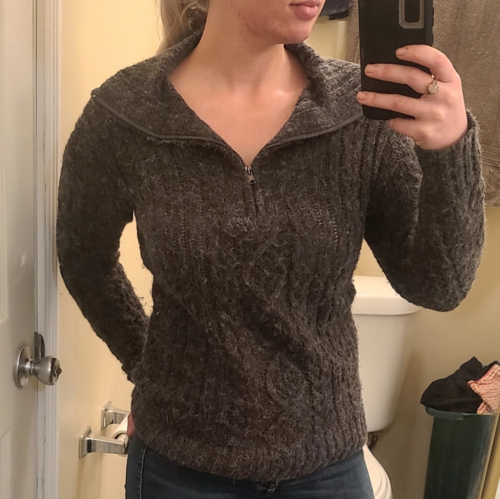 Wool Sweater - Picture 4 of 4